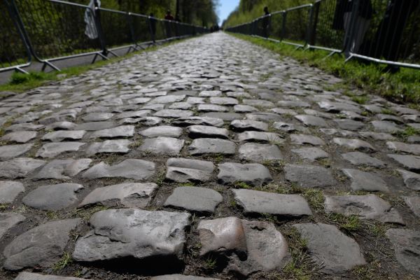 Cobblestone Installation in Peoria